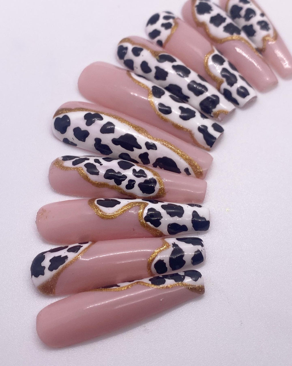 Cows 🐄 With Gold Trim